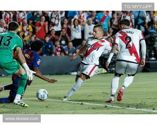 巴列卡诺vs奥萨苏纳球员评分:拉蒂乌8.1分,鲁文-佩尼亚6.0分 巴列卡诺vs奥萨苏纳球员评分:拉蒂乌8.1分,鲁文-佩尼亚6.0分